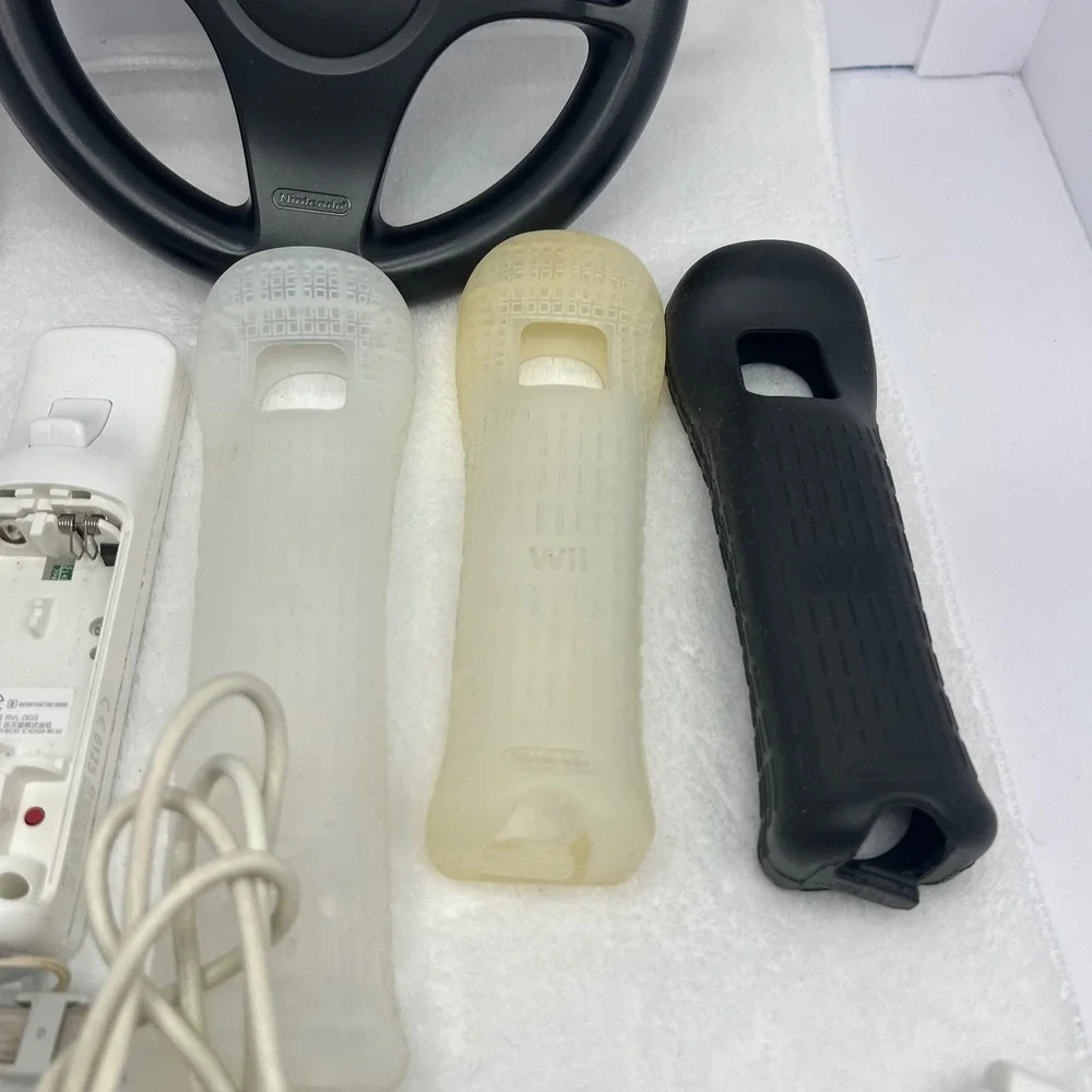 Nintendo Wii Controller Lot 15pc White Black Good Untested OEM Remotes Wheel